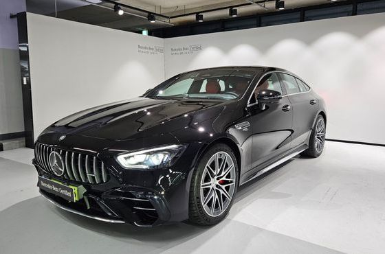 Mercedes-Benz AMG GT 4Door 43 4MATIC+ — пробег 2 468 км — фото 1 из 5