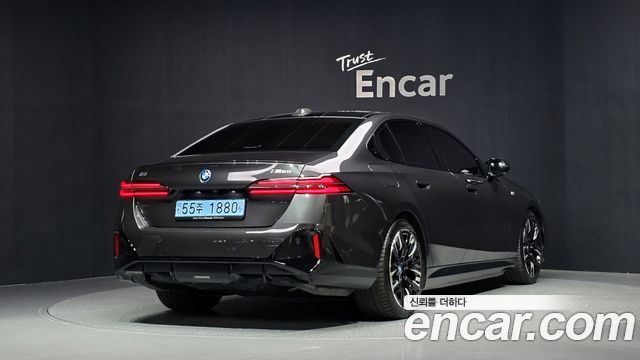 BMW i5 M60 xDrive — пробег 32 167 км — фото 2 из 5