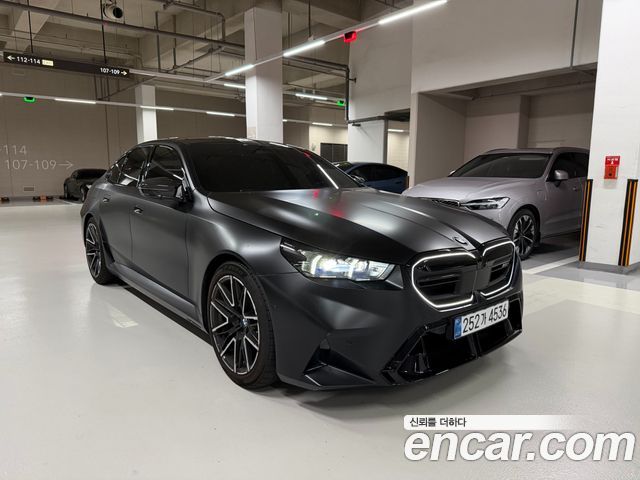 BMW M5 M5 Sedan — пробег 5 000 км — фото 1 из 5