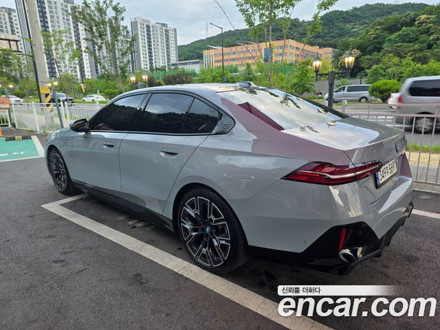BMW 5-Series 530e M Sport — пробег 29 000 км — фото 5 из 5