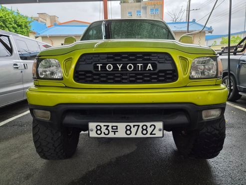 Toyota Tacoma 2.7 — пробег 223 300 км — фото 1 из 5