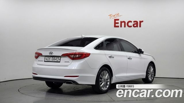 Hyundai Sonata 2.0 Smart — пробег 156 388 км — фото 2 из 5