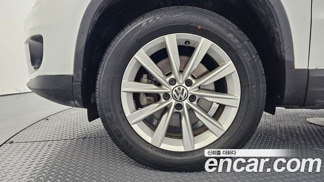 Volkswagen Tiguan из Кореи Encar