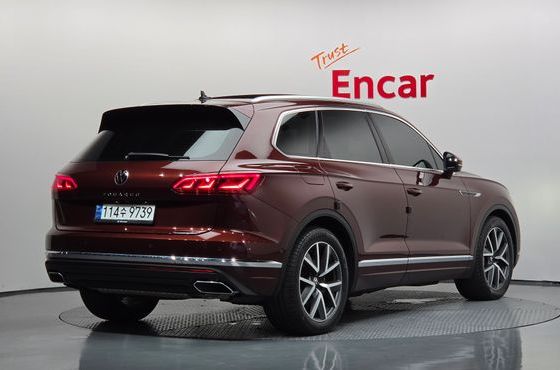 Volkswagen Touareg 3.0 TDI Prestige — пробег 48 022 км — фото 2 из 5
