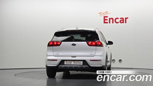Kia Niro из Кореи Encar