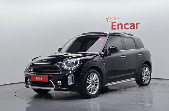 Mini Countryman Classic Plus Launch Pack 2nd Gen — пробег 32 640 км — фото 1 из 5