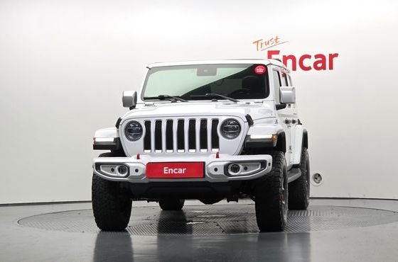 Jeep Wrangler 2.0 Overland Power Top 4Door — пробег 157 624 км — фото 3 из 5