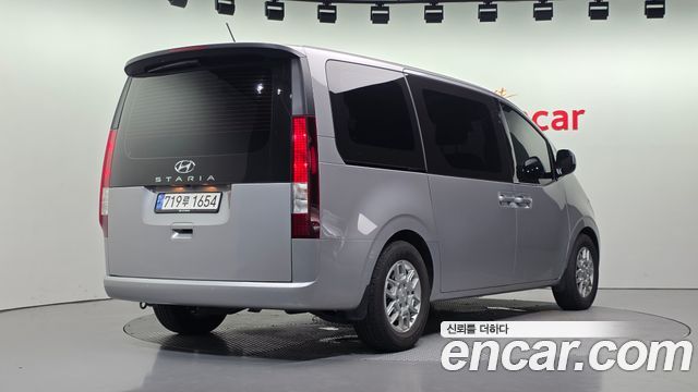 Hyundai Staria из Кореи Encar