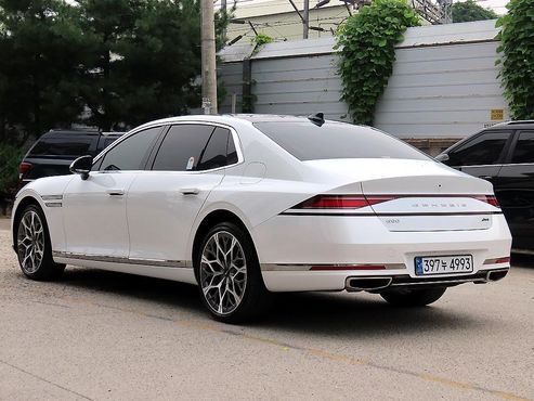 Genesis G90 Gasoline 3.5 Turbo e-S/C AWD — пробег 67 051 км — фото 3 из 5