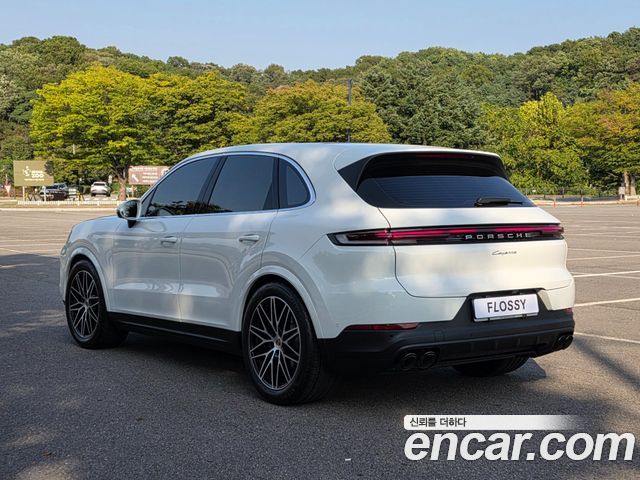 Porsche Cayenne 3.0 — пробег 17 820 км — фото 2 из 5