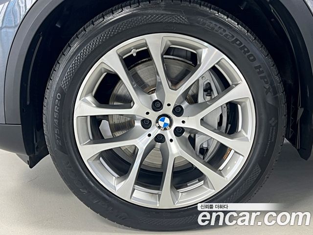 BMW X5 xDrive 45e xLine — пробег 96 592 км — фото 5 из 5
