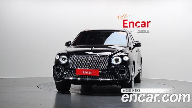 Bentley Bentayga 4.0 V8 Azure — пробег 33 592 км — фото 3 из 5