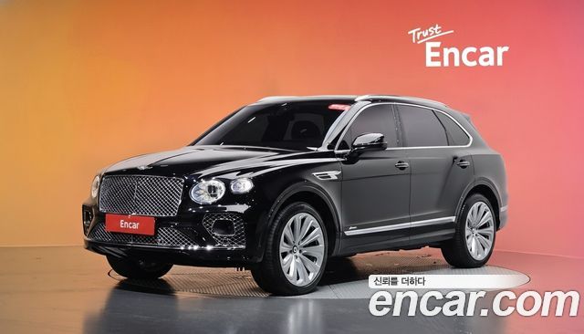 Bentley Bentayga 4.0 V8 Azure — пробег 33 592 км — фото 1 из 5