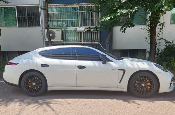 Porsche Panamera 3.0 Diesel 970 — пробег 250 000 км — фото 4 из 5