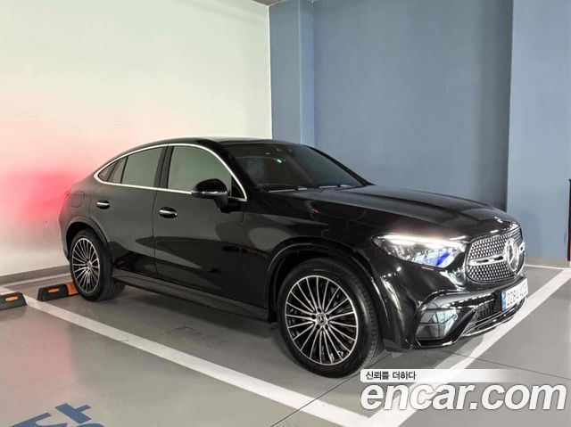 Mercedes-Benz GLC-Class GLC300 4MATIC Coupe — пробег 20 км — фото 1 из 5