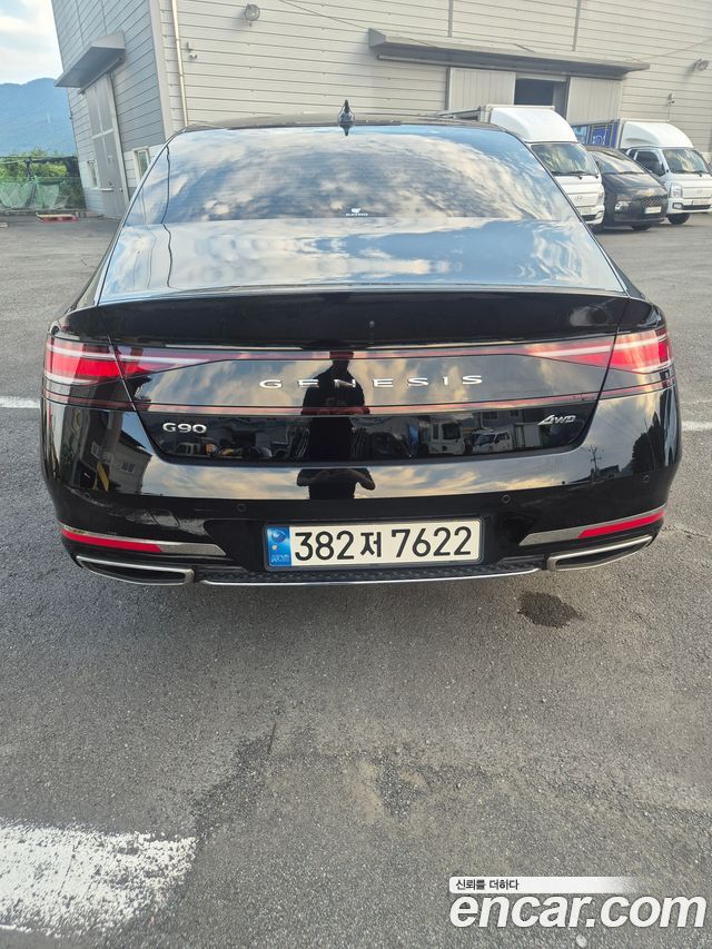 Genesis G90 из Кореи Encar