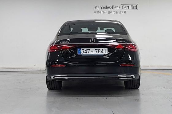 Mercedes-Benz E-Class E350e 4MATIC — пробег 9 721 км — фото 4 из 5