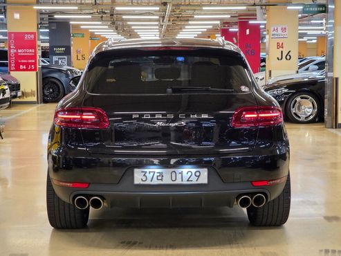 Porsche Macan 3.0 S Diesel 95B — пробег 53 600 км — фото 3 из 5