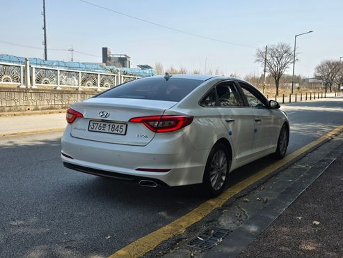 Hyundai Sonata 2.0 Smart — пробег 180 165 км — фото 5 из 5