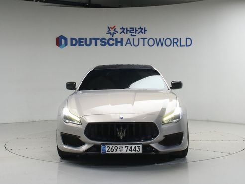 Maserati Quattroporte GTS 3.8 V8 — пробег 122 453 км — фото 4 из 5