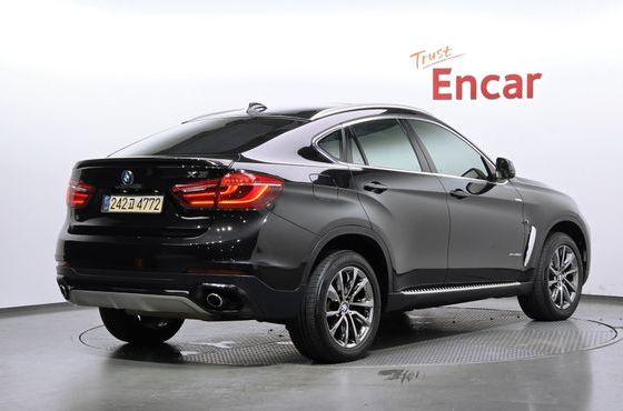 BMW X6 xDrive 30d — пробег 288 631 км — фото 2 из 5
