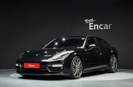 Porsche Panamera 4.0 GTS — пробег 118 200 км — фото 1 из 5