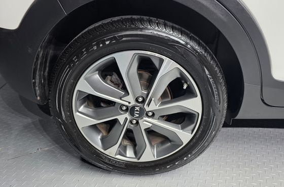 Kia Stonic Diesel 1.6 Prestige — пробег 115 150 км — фото 5 из 5