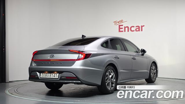 Hyundai Sonata 2.0 Premium — пробег 14 938 км — фото 2 из 5