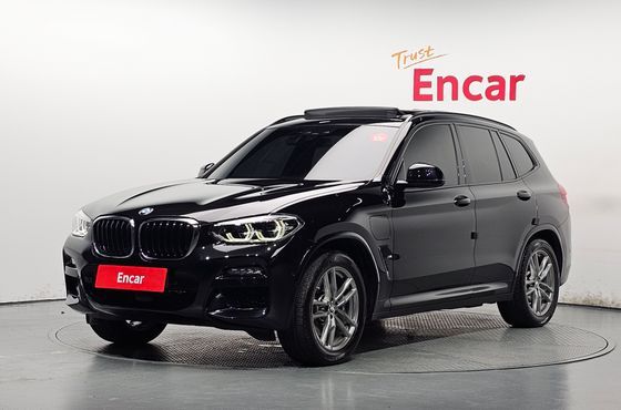 BMW X3 xDrive 30e M Sport — пробег 43 506 км — фото 1 из 5