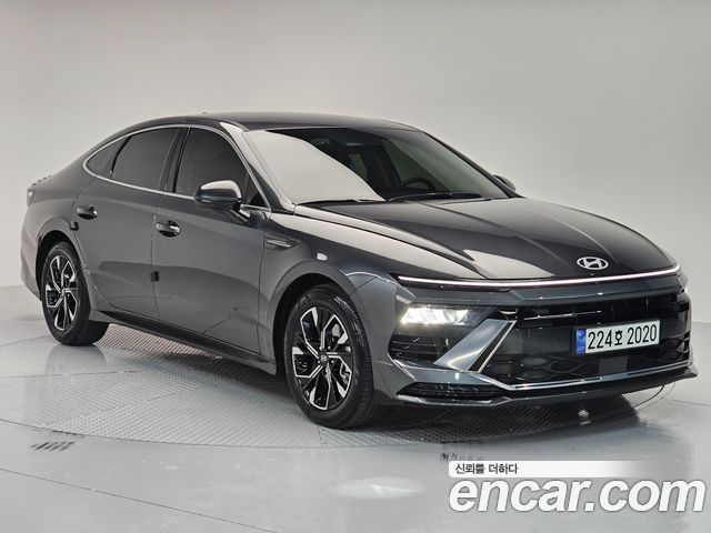 Hyundai Sonata 2.0 Premium — пробег 36 666 км — фото 2 из 5