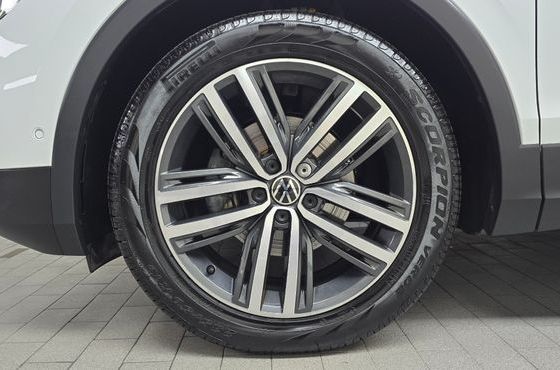 Volkswagen Tiguan 2.0 TDI Prestige — пробег 27 956 км — фото 5 из 5