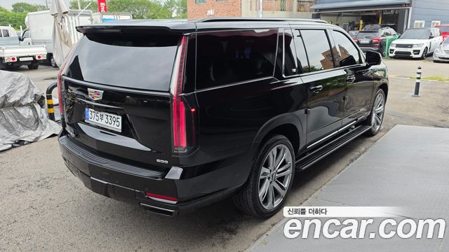 Cadillac Escalade 6.2 ESV ESV Sports Platinum — пробег 4 271 км — фото 2 из 5