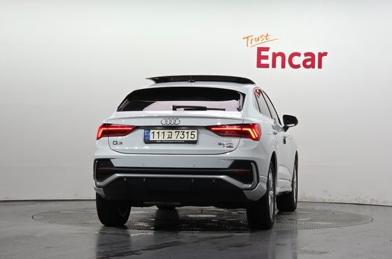 Audi Q3 35 TDI Quattro Premium Sportback — пробег 67 710 км — фото 4 из 5