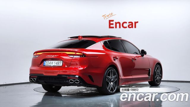 Kia Stinger 2.5 Masters — пробег 9 912 км — фото 2 из 5