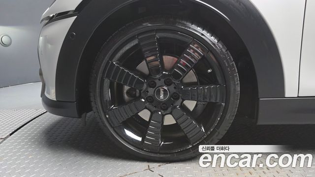 Mini Cooper Convertible из Кореи Encar