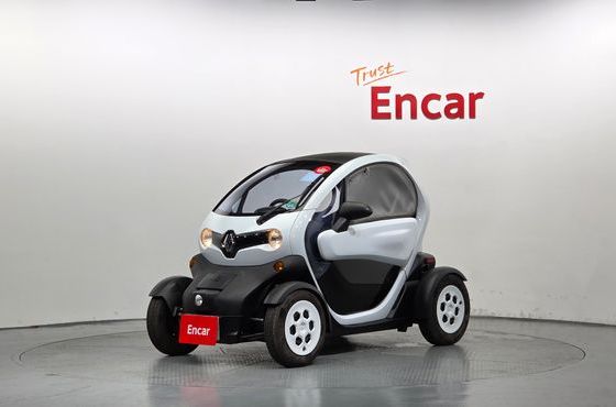 Renault (Samsung) Twizy Life(2-Seater) — пробег 32 км — фото 1 из 5
