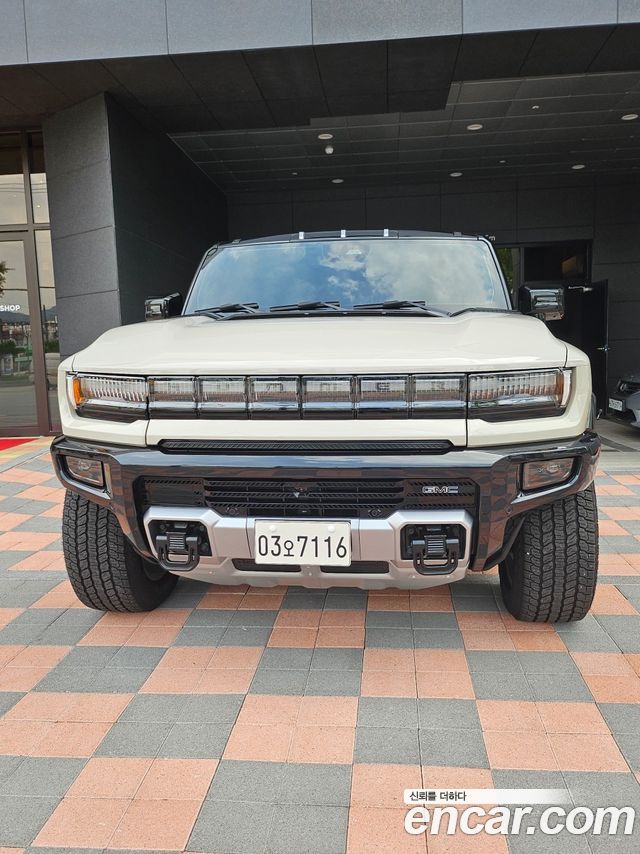 GMC Hummer EV e4WD — пробег 1 000 км — фото 3 из 5