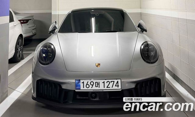 Porsche 911 Carrera 4 GTS — пробег 3 360 км — фото 2 из 5