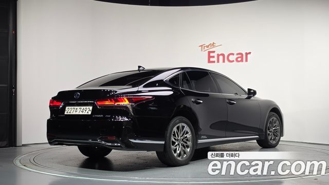 Lexus LS из Кореи Encar