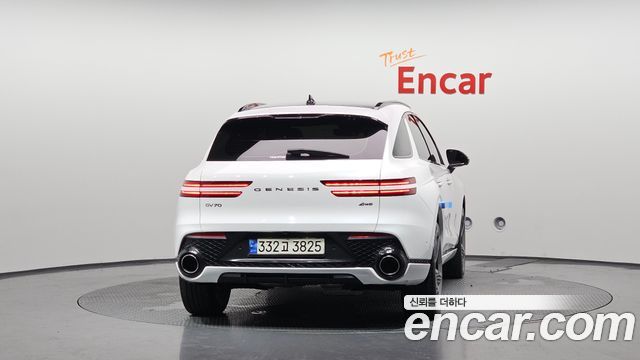 Genesis GV70 2.5T Gasoline AWD — пробег 72 957 км — фото 4 из 5