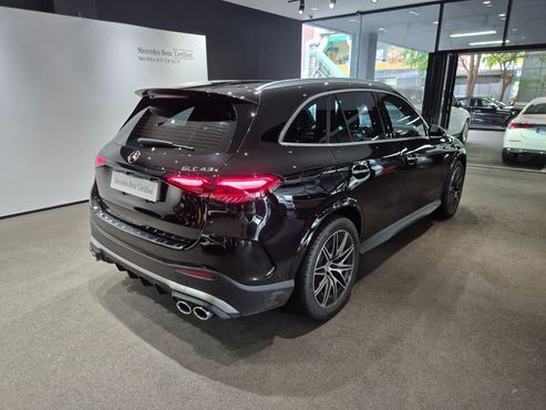 Mercedes-Benz GLC-Class AMG GLC43 4MATIC — пробег 1 106 км — фото 2 из 5