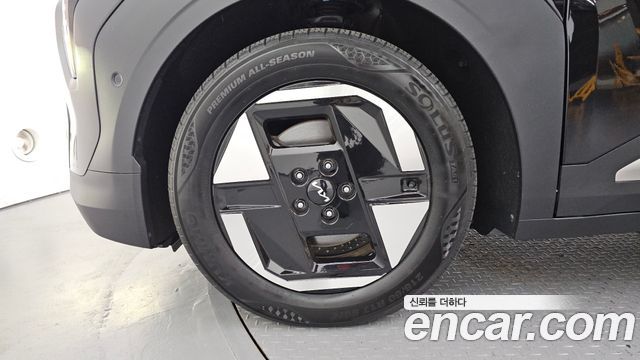 Kia EV3 из Кореи Encar