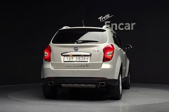 Ssangyong KORANDO 2.0 CVT 2WD Deluxe — пробег 137 295 км — фото 4 из 5