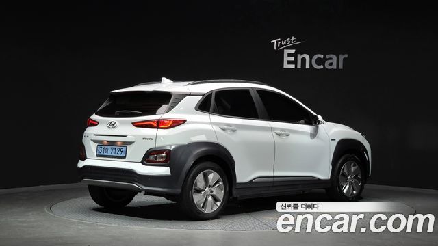 Hyundai Kona из Кореи Encar