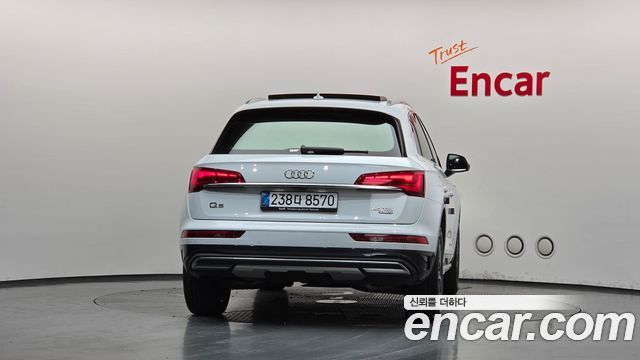 Audi Q5 40 TDI Quattro — пробег 81 785 км — фото 4 из 5
