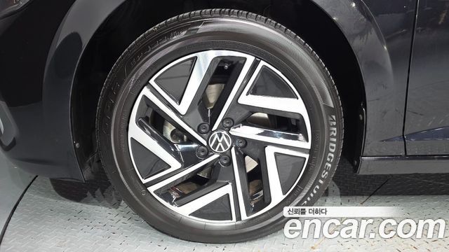 Volkswagen Jetta 1.5 TSI Premium — пробег 14 801 км — фото 5 из 5