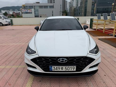 Hyundai Sonata 2.0 Premium Plus — пробег 25 733 км — фото 3 из 5