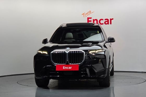 BMW X7 xDrive 40i M Sport 6STR — пробег 17 954 км — фото 3 из 5