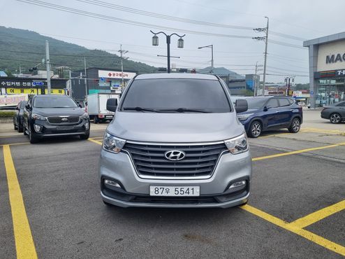 Hyundai Starex Van 3-Seater Style — пробег 149 083 км — фото 3 из 5