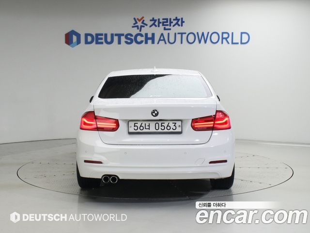 BMW 3-Series 320d xDrive — пробег 127 381 км — фото 4 из 5